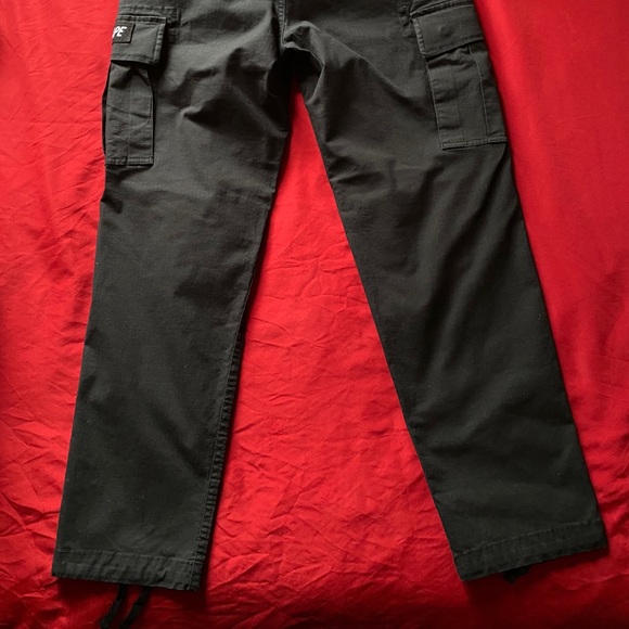 Unisex Rare Bape Cargo Pants - Picture 7 of 7